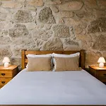 Quinta Da Portela - Casa Visconde Arneiros - By Rowdhouses Bed & Breakfast Lamego