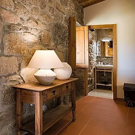 Quinta Da Portela - Casa Visconde Arneiros - By Rowdhouses 3*
