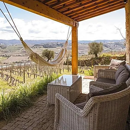 Couette-café Quinta Da Portela - Casa Visconde Arneiros - By Rowdhouses