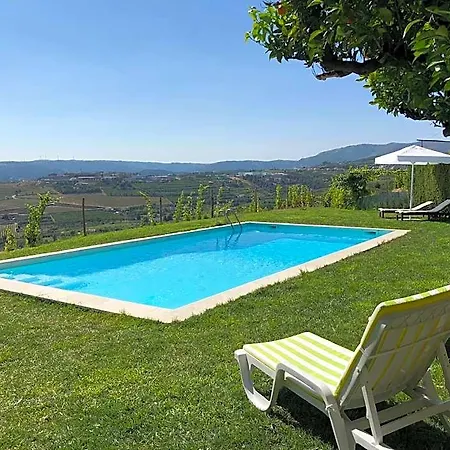 Couette-café Quinta Da Portela - Casa Visconde Arneiros - By Rowdhouses 3*