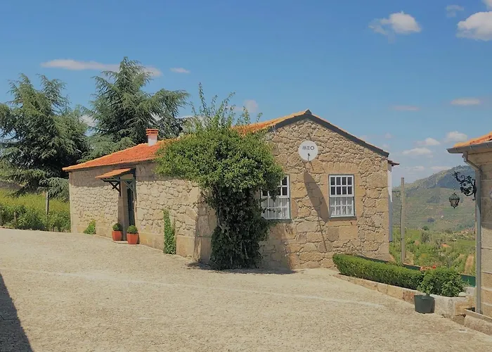 Quinta Da Portela - Casa Visconde Arneiros - By Rowdhouses Lamego