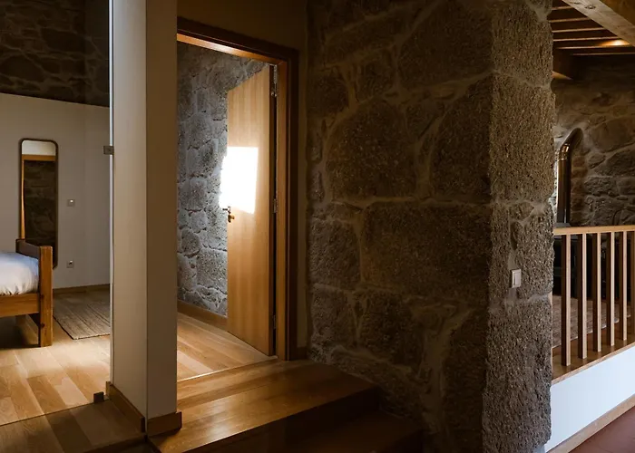 Quinta Da Portela - Casa Visconde Arneiros - By Rowdhouses Lamego