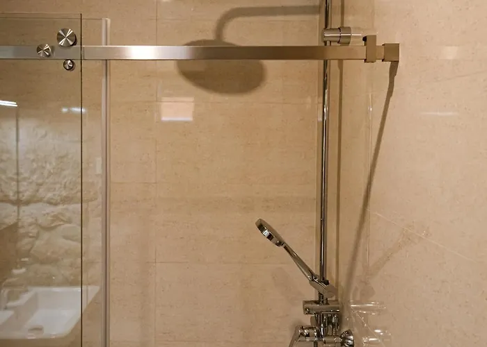 Alojamento de Acomodação e Pequeno-almoço Quinta Da Portela - Casa Visconde Arneiros - By Rowdhouses 4*