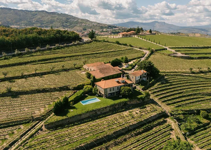 Quinta Da Portela - Casa Visconde Arneiros - By Rowdhouses Couette-café 4*